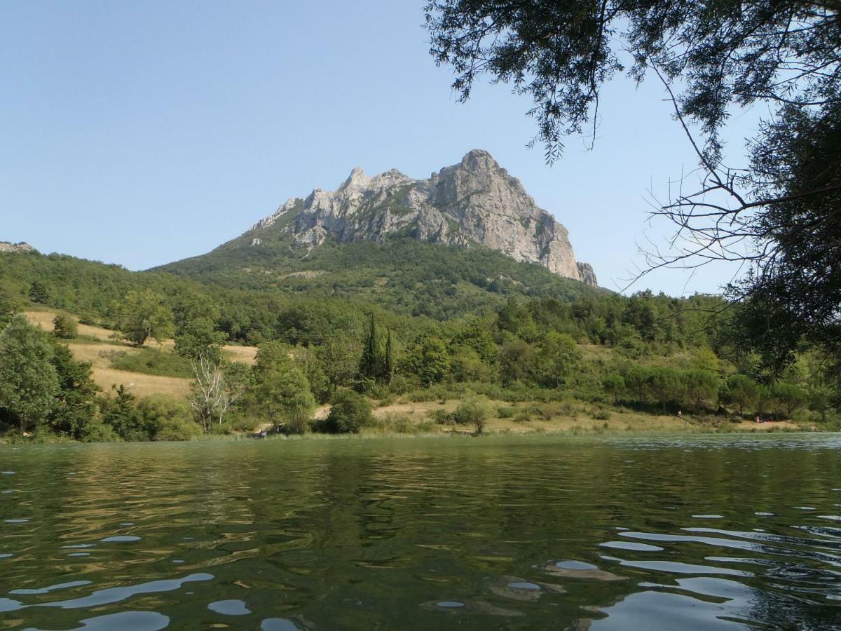 Le Chateau Camps-sur-l'Agly Экстерьер фото